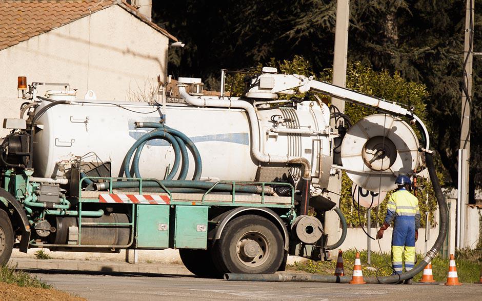 comment déboucher canalisation Puteaux
